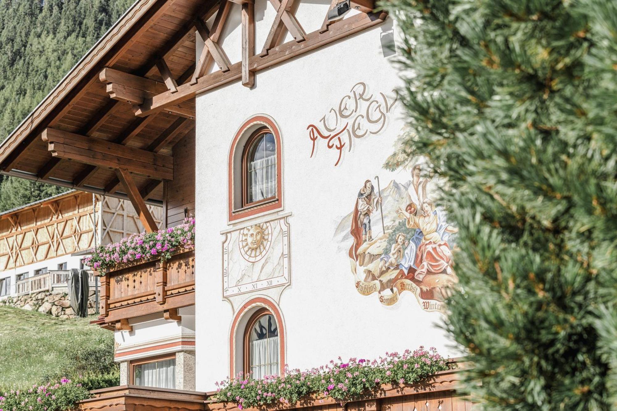 Auer-Fiegl Bed & Breakfast Solden Exterior photo